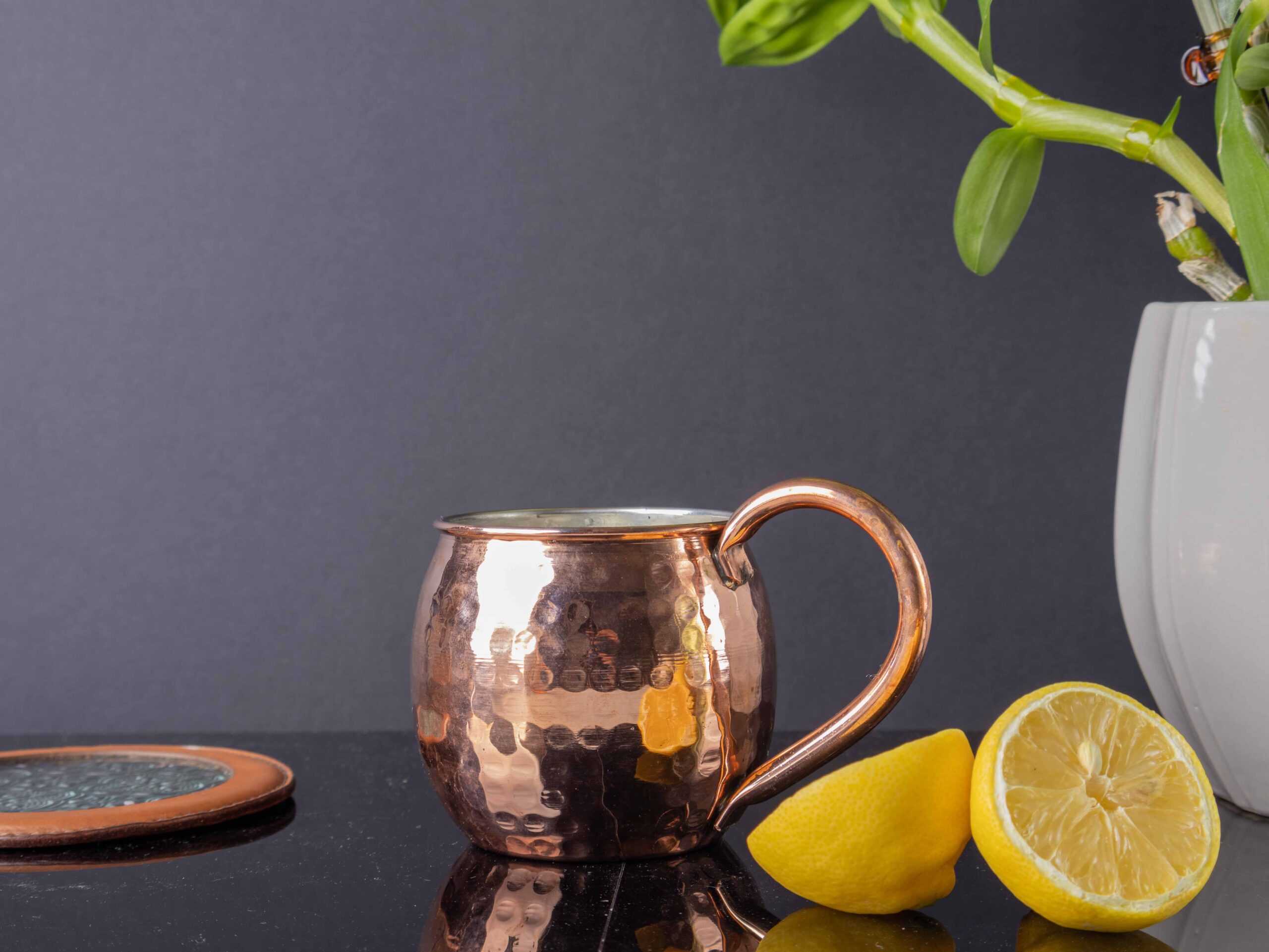 Handmade Copper Mug – 360ml, 0.8 mm thick, tin-plated interior.